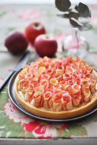 Tarte aux pommes en forme de roses Tarte aux pommes en forme de roses